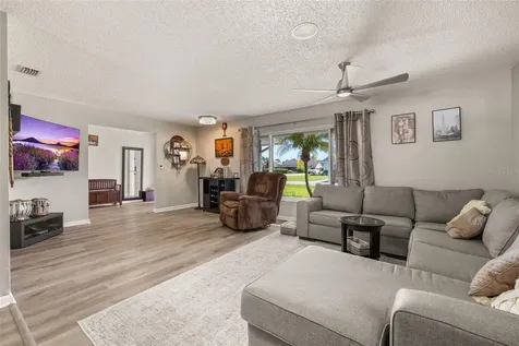2 Claymont Court S Palm Coast FL 32137