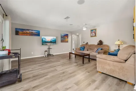 2 Claymont Court S Palm Coast FL 32137