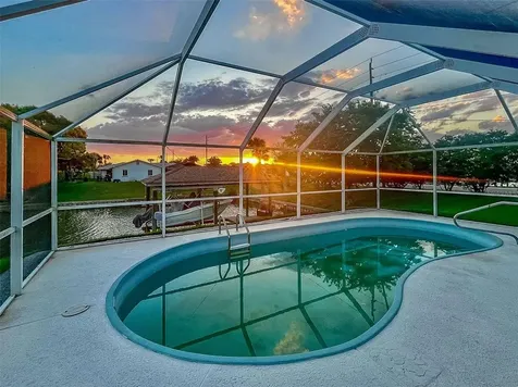 2 Claymont Court S Palm Coast FL 32137