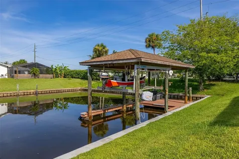 2 Claymont Court S Palm Coast FL 32137