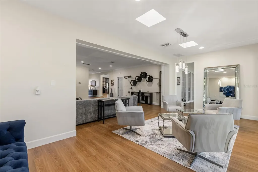 2539 Sweetwater Country Club Drive Apopka FL 32712