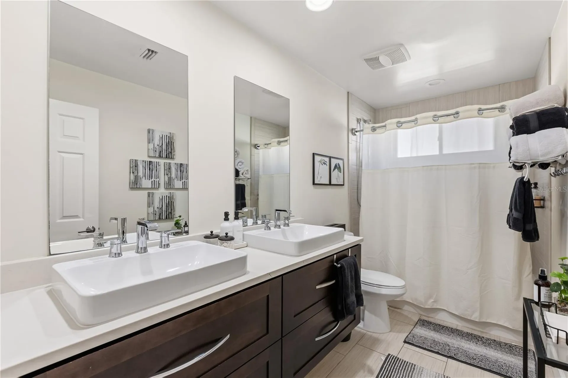 2539 Sweetwater Country Club Drive Apopka FL 32712