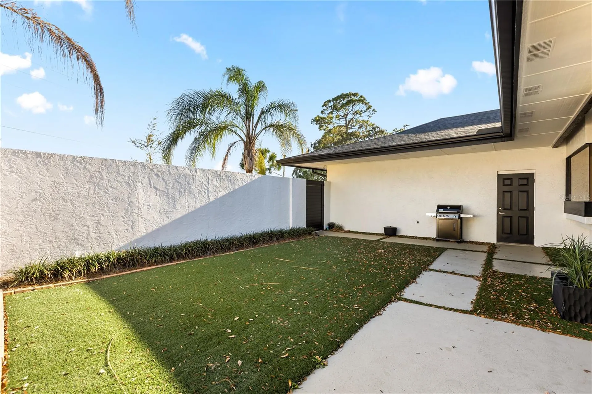 2539 Sweetwater Country Club Drive Apopka FL 32712