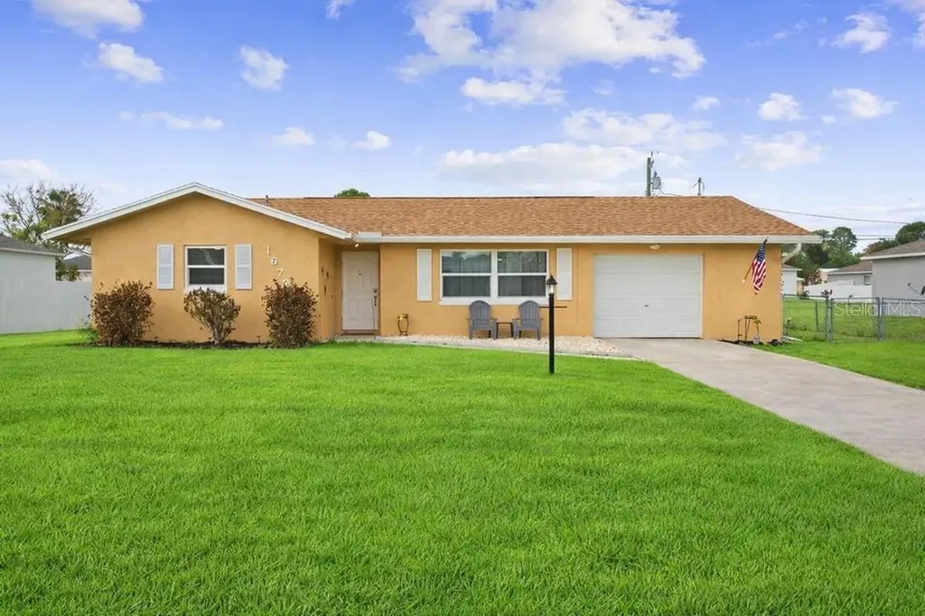 1672 SW Angelico Lane Port St Lucie FL 34984