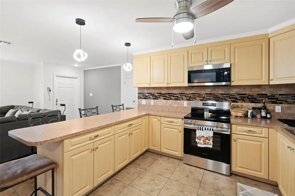 1672 SW Angelico Lane Port St Lucie FL 34984
