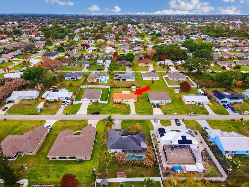 1672 SW Angelico Lane Port St Lucie FL 34984