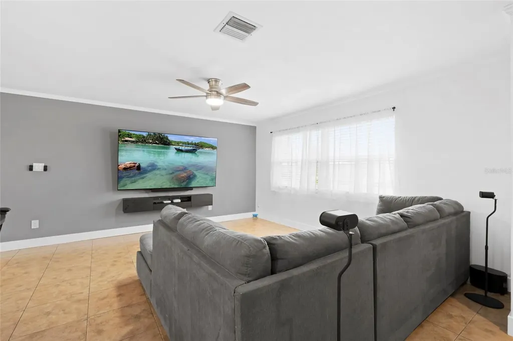 1672 SW Angelico Lane Port St Lucie FL 34984