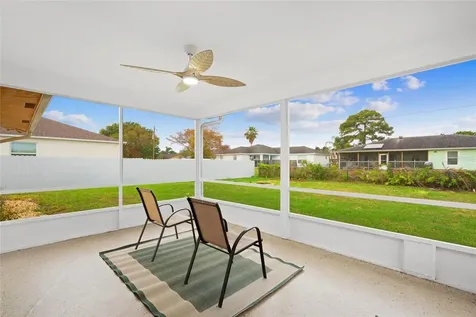 1672 SW Angelico Lane Port St Lucie FL 34984