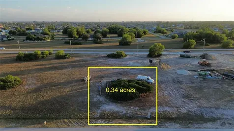 1508 NW 16th Terrace Cape Coral FL 33993