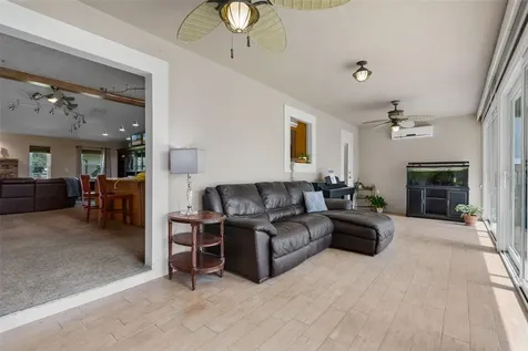 2921 Lake Tohopekaliga Boulevard Kissimmee FL 34746