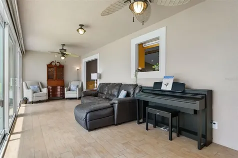 2921 Lake Tohopekaliga Boulevard Kissimmee FL 34746