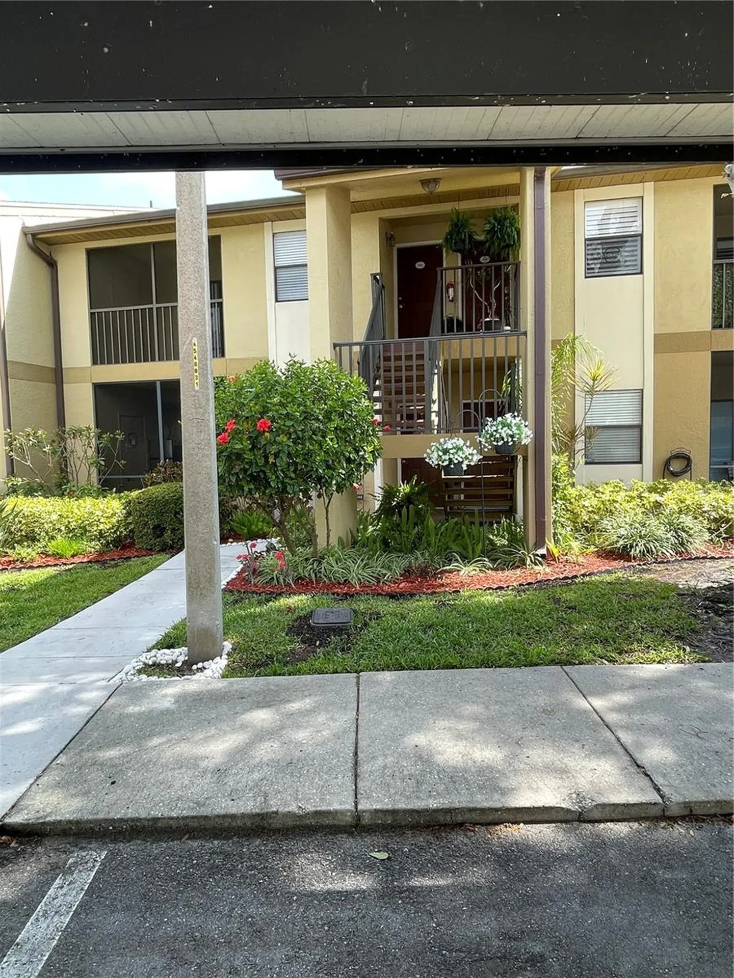 10125 Sailwinds Boulevard N Largo FL 33773