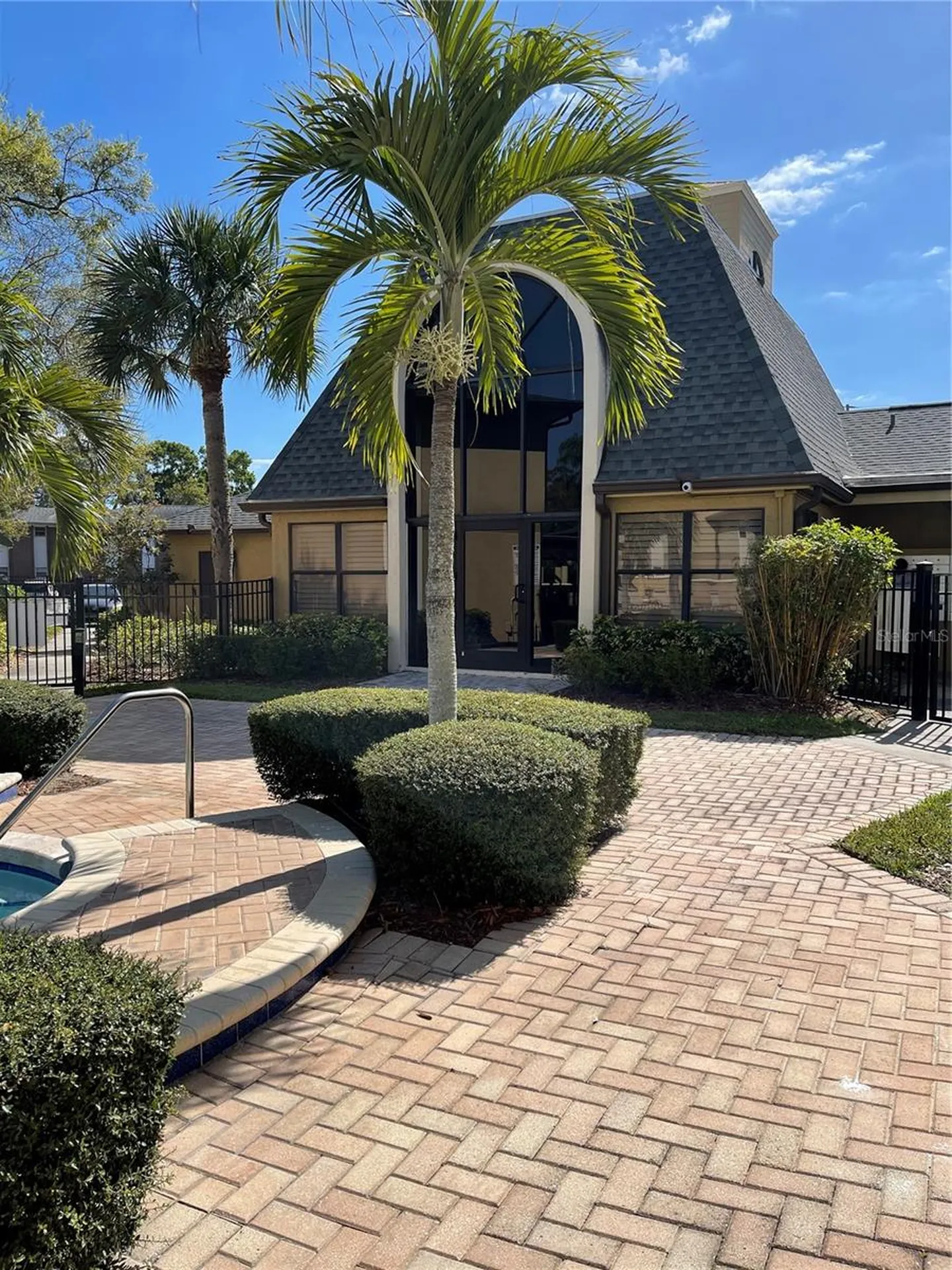 10125 Sailwinds Boulevard N Largo FL 33773