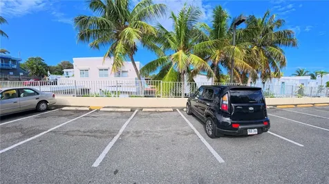 400 Cond. Haudimar Beach Apartments, Edif. F Isabela PR 00662