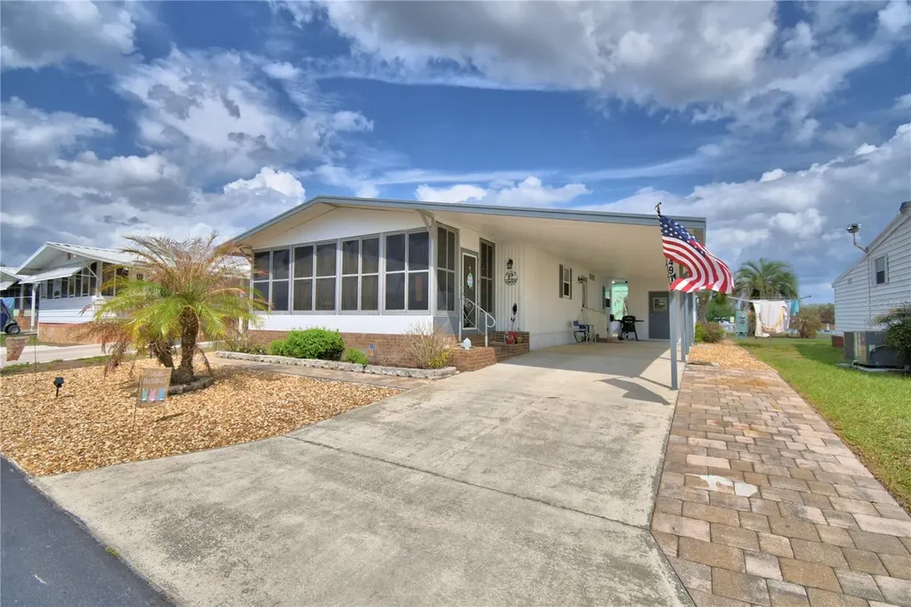 4918 Rosewood Street Winter Haven FL 33880