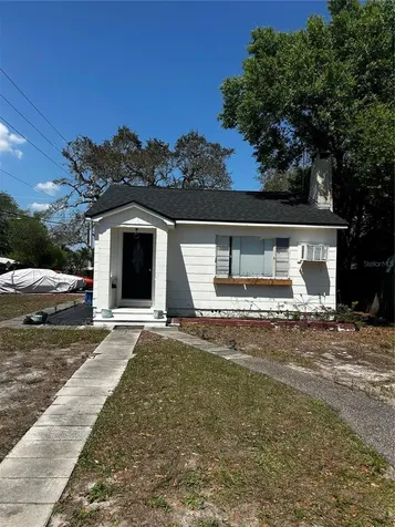 491 31st Avenue N St Petersburg FL 33704