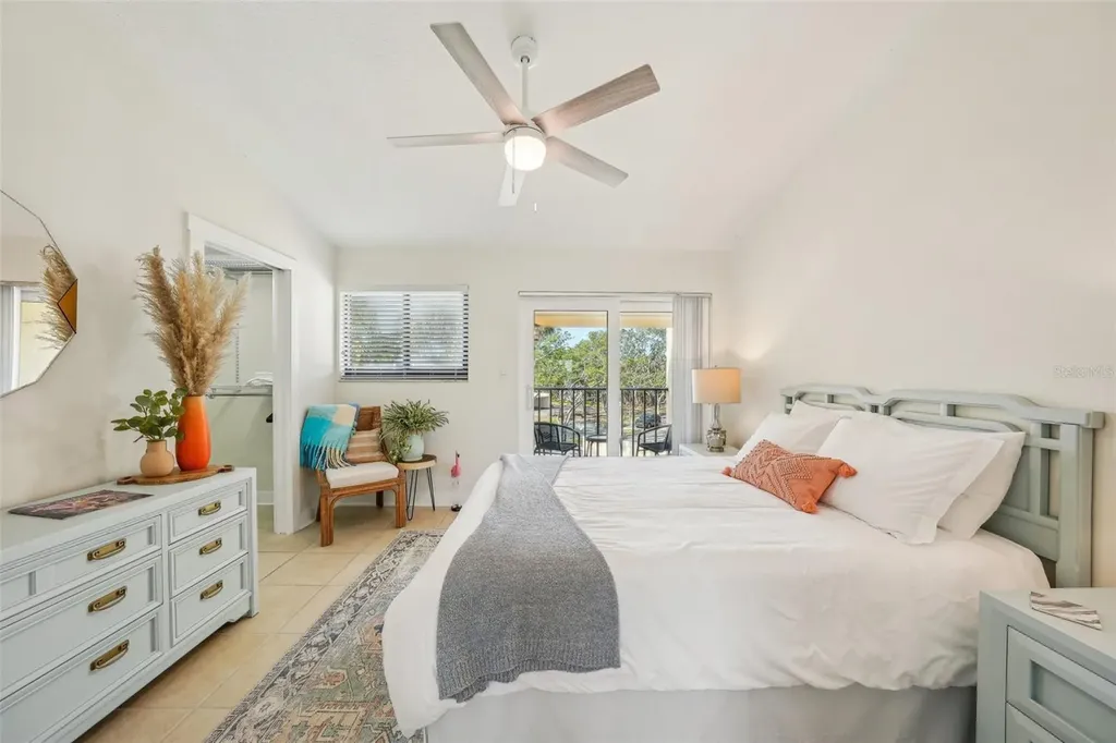 7520 Sunshine Skyway Lane S St Petersburg FL 33711