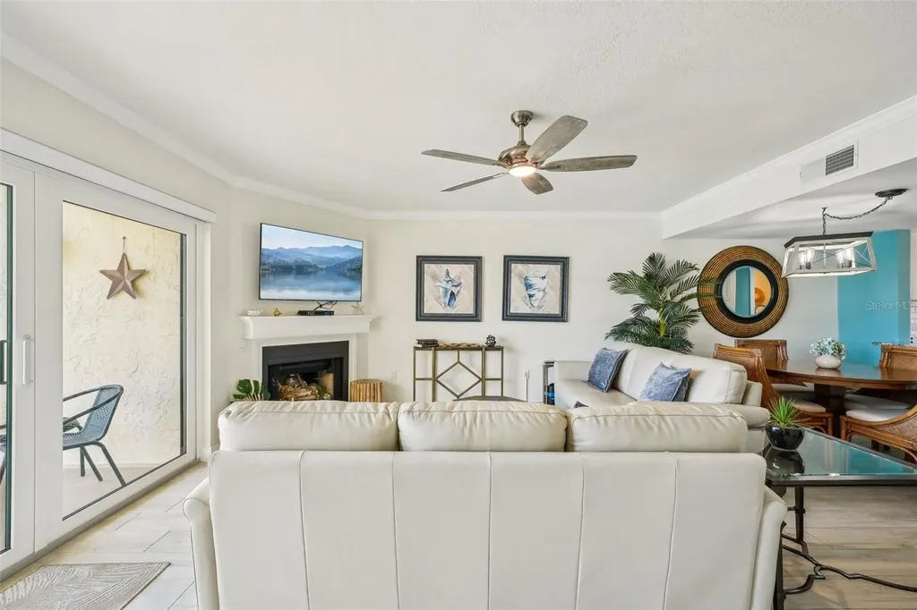 7520 Sunshine Skyway Lane S St Petersburg FL 33711