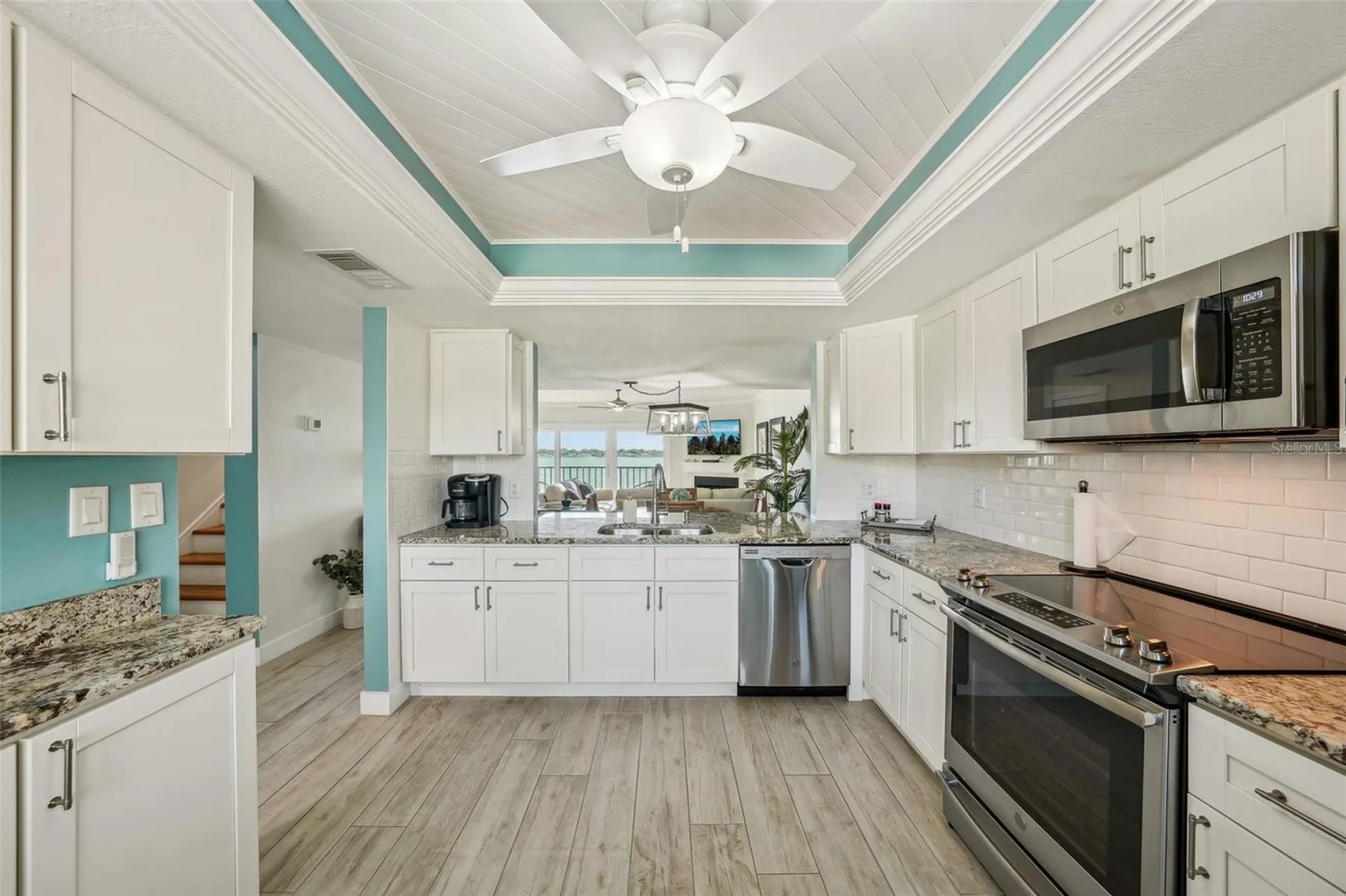 7520 Sunshine Skyway Lane S St Petersburg FL 33711