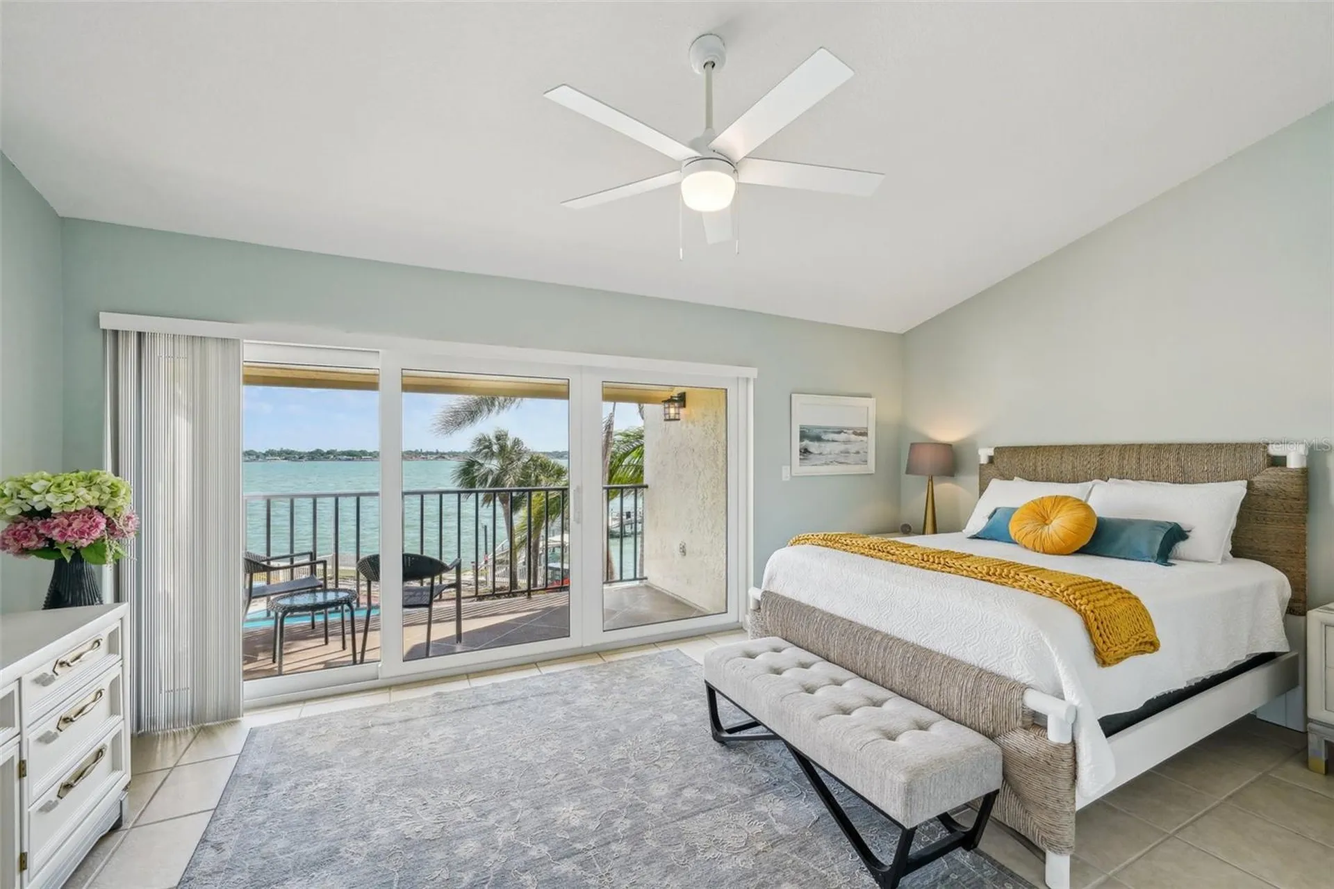 7520 Sunshine Skyway Lane S St Petersburg FL 33711