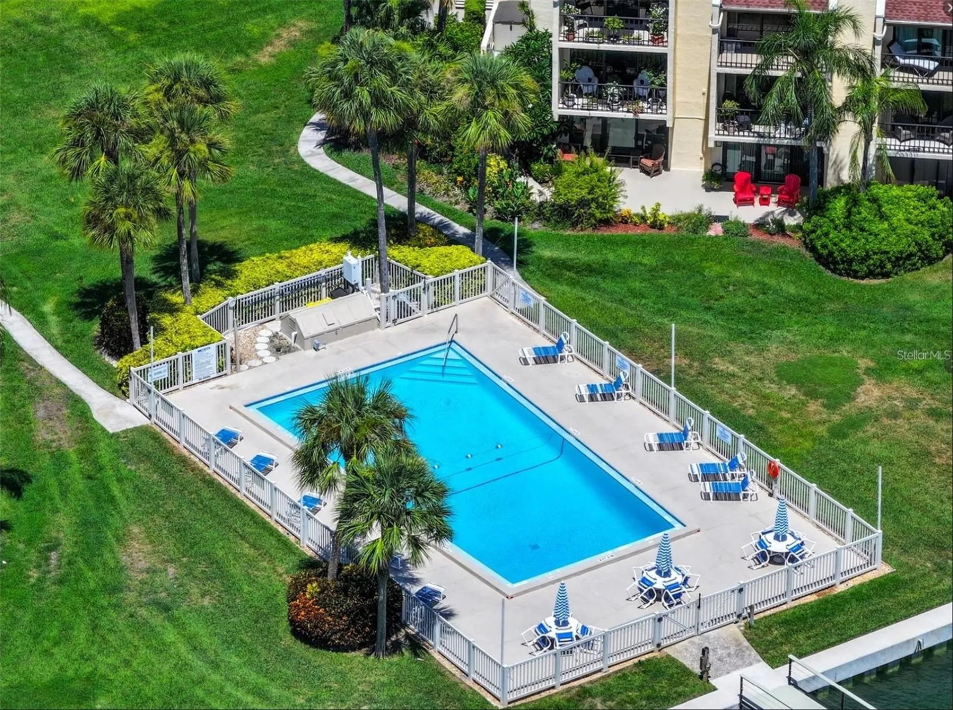 7520 Sunshine Skyway Lane S St Petersburg FL 33711