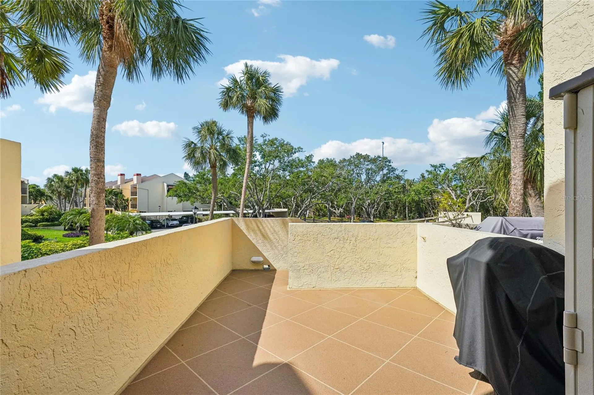 7520 Sunshine Skyway Lane S St Petersburg FL 33711