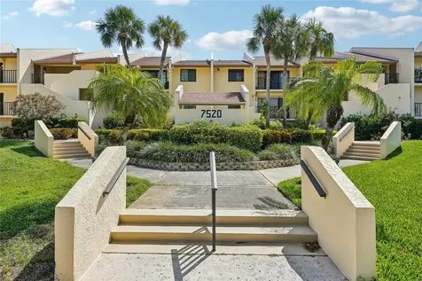 7520 Sunshine Skyway Lane S St Petersburg FL 33711