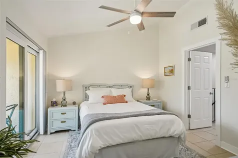 7520 Sunshine Skyway Lane S St Petersburg FL 33711