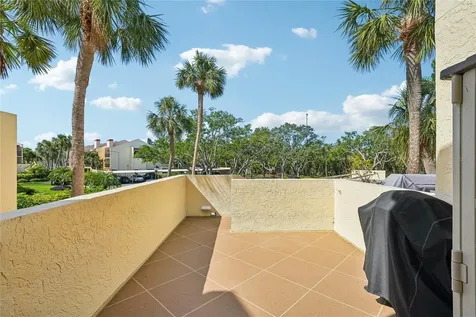 7520 Sunshine Skyway Lane S St Petersburg FL 33711