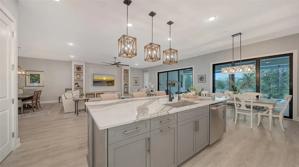 5018 Surfside Circle Lakewood Ranch FL 34211