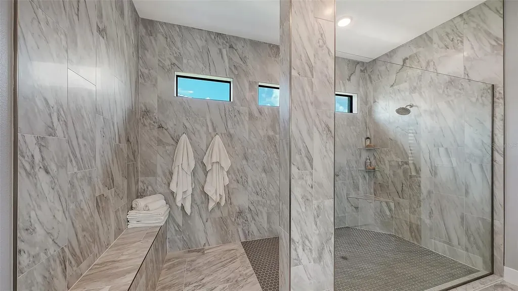 5018 Surfside Circle Lakewood Ranch FL 34211