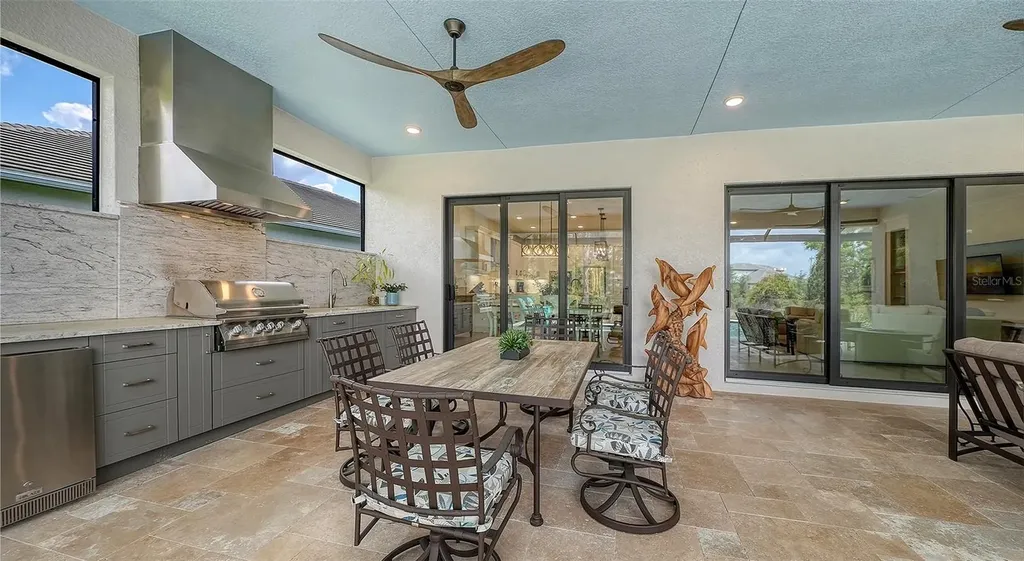 5018 Surfside Circle Lakewood Ranch FL 34211