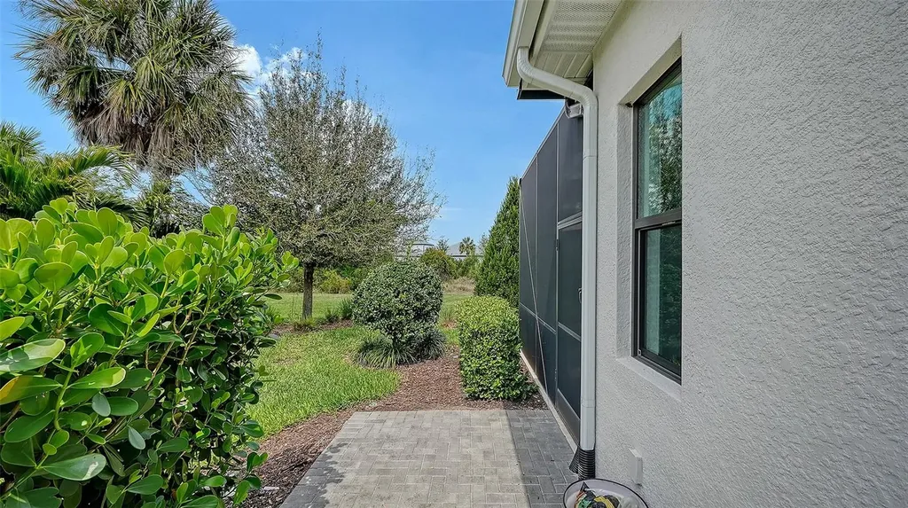 5018 Surfside Circle Lakewood Ranch FL 34211