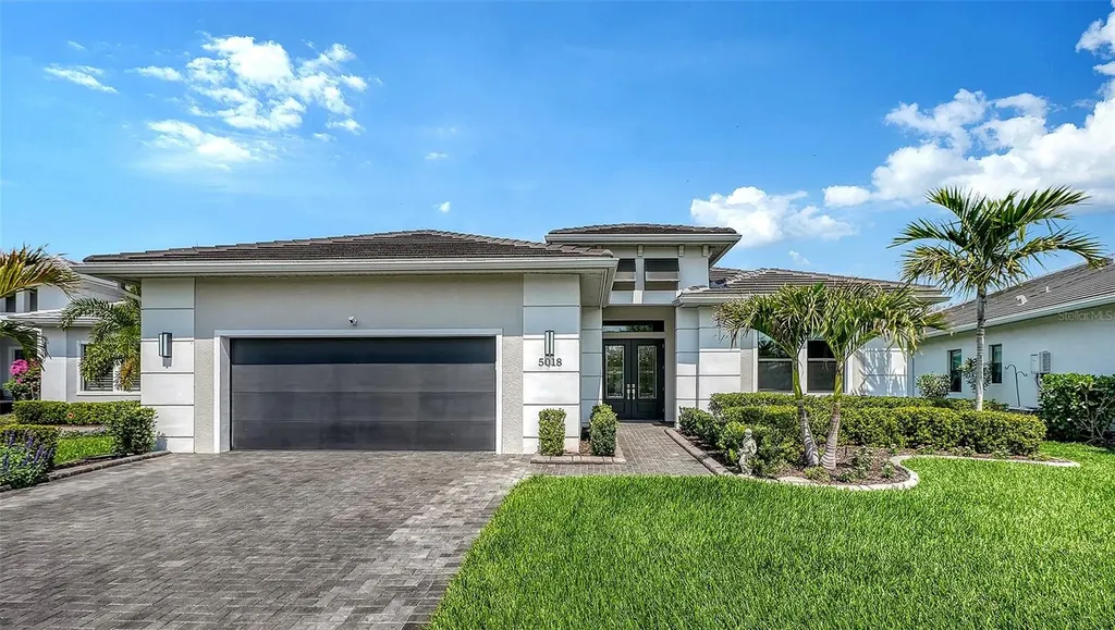 5018 Surfside Circle Lakewood Ranch FL 34211