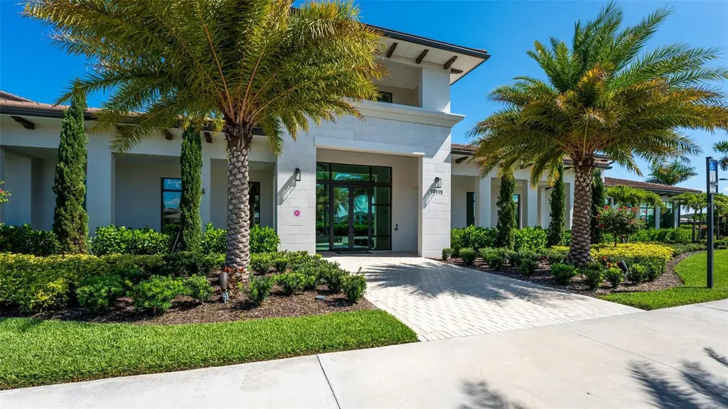 5018 Surfside Circle Lakewood Ranch FL 34211