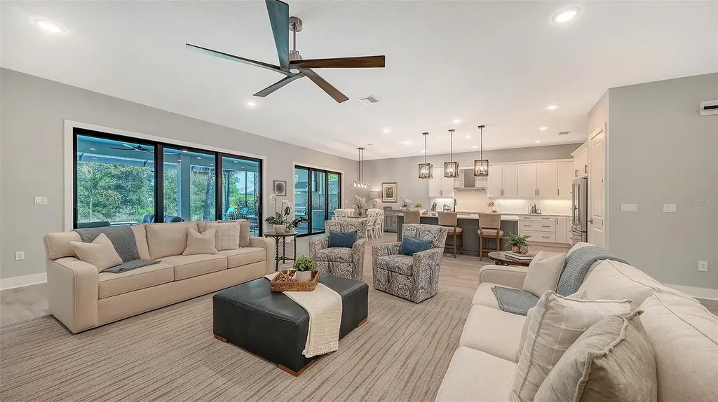 5018 Surfside Circle Lakewood Ranch FL 34211