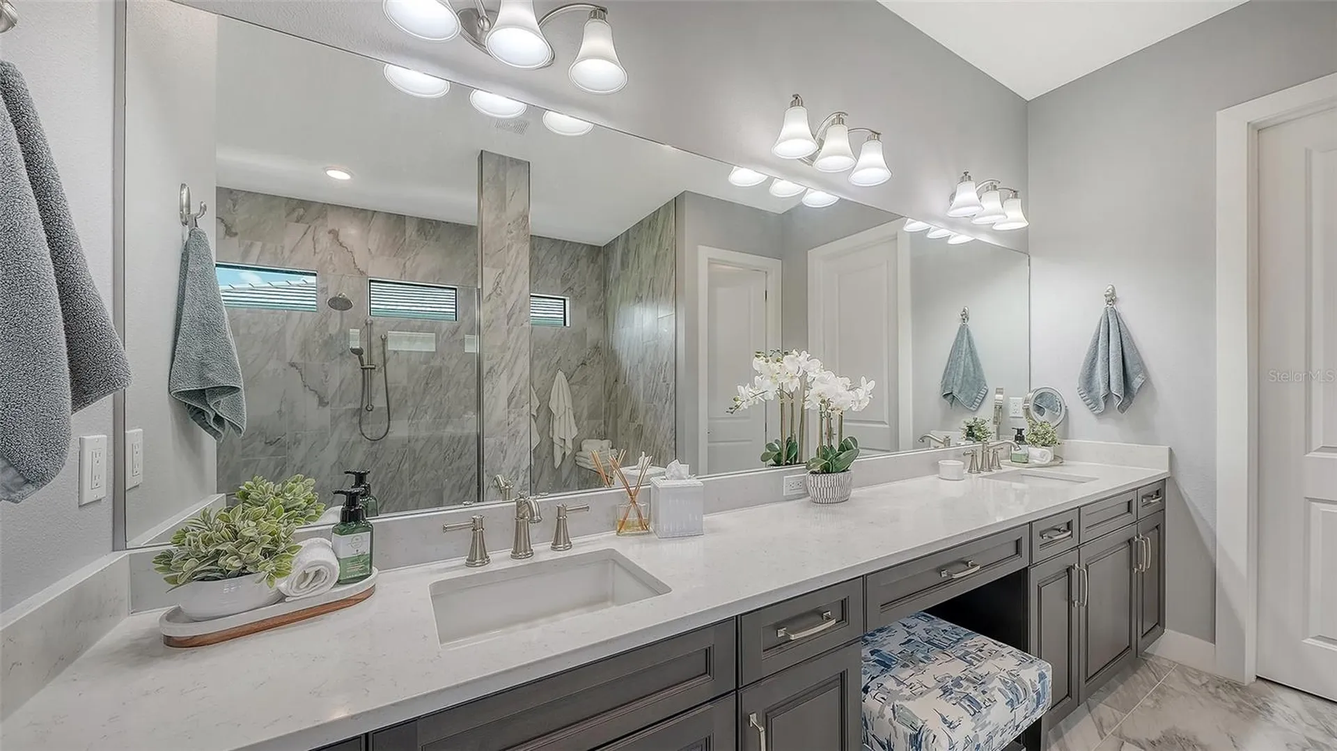 5018 Surfside Circle Lakewood Ranch FL 34211