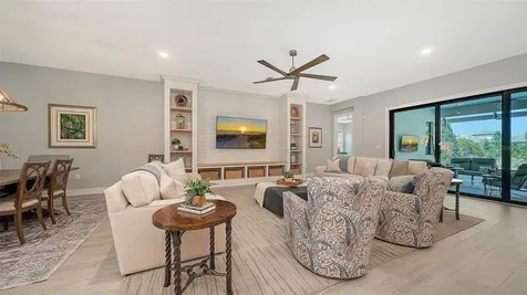 5018 Surfside Circle Lakewood Ranch FL 34211