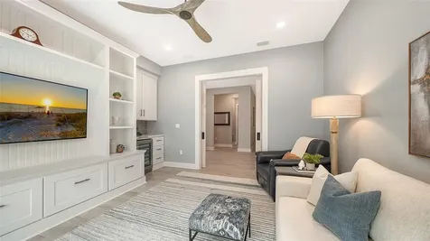 5018 Surfside Circle Lakewood Ranch FL 34211
