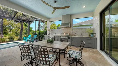 5018 Surfside Circle Lakewood Ranch FL 34211