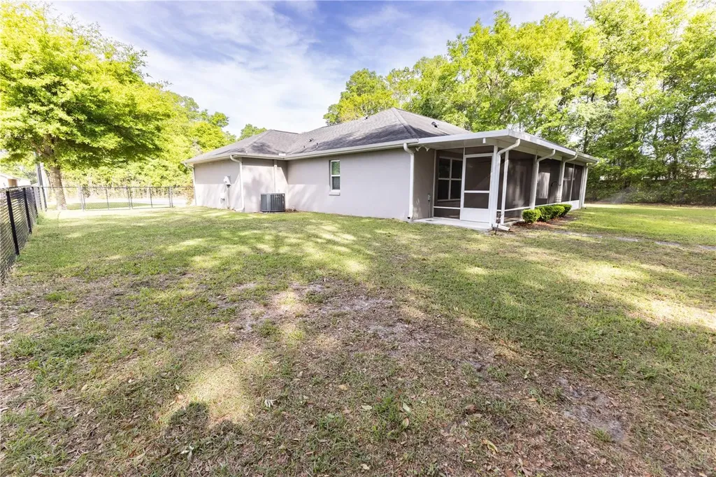 16335 SE 83rd Avenue Summerfield FL 34491