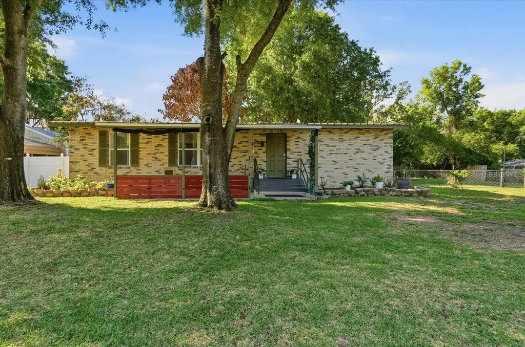 1240 Alligator Alley Haines City FL 33844