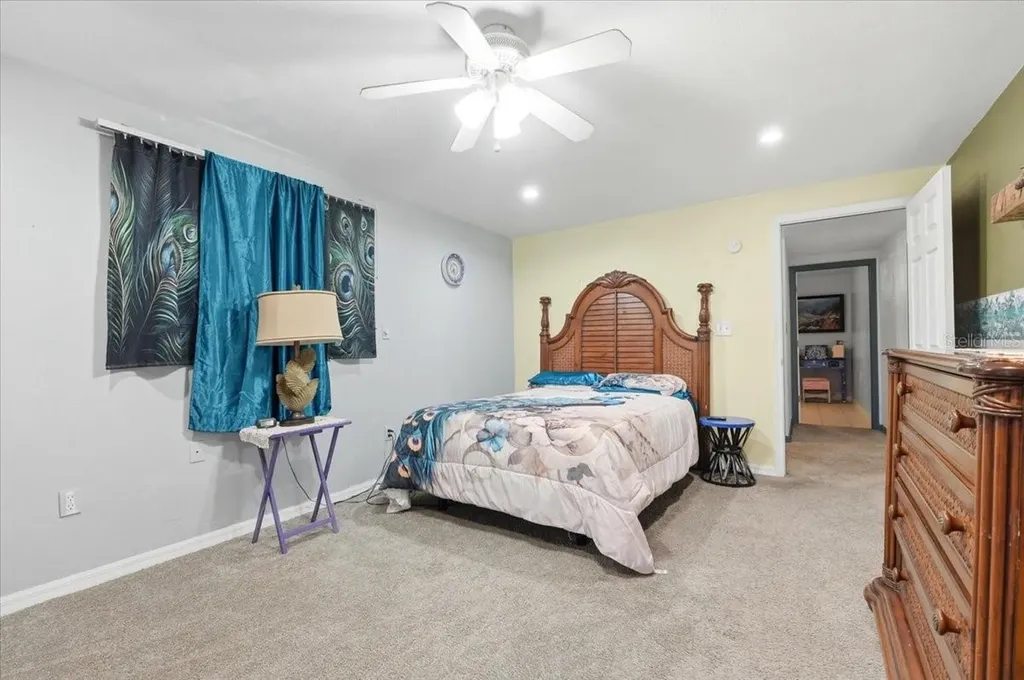 1240 Alligator Alley Haines City FL 33844