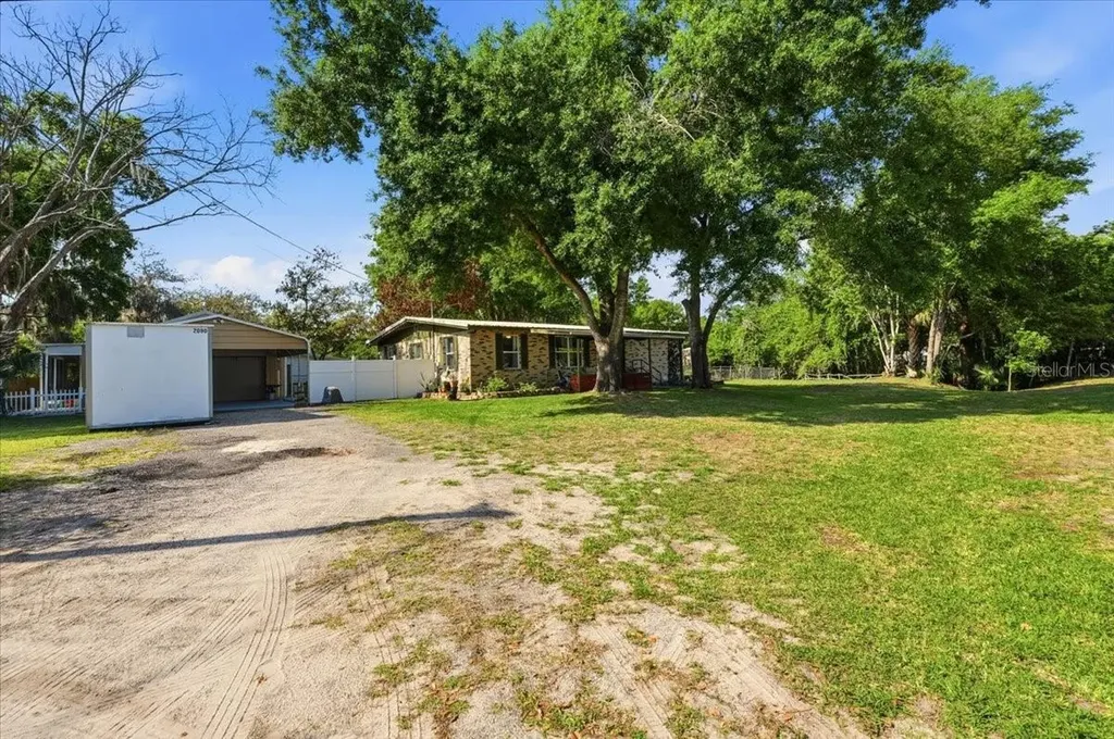 1240 Alligator Alley Haines City FL 33844
