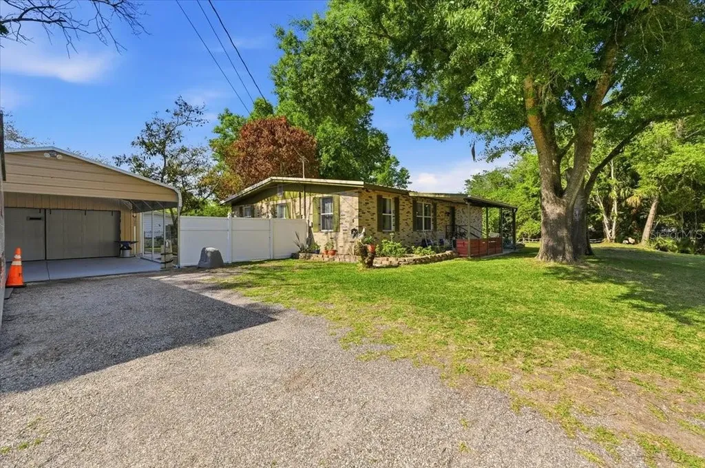 1240 Alligator Alley Haines City FL 33844