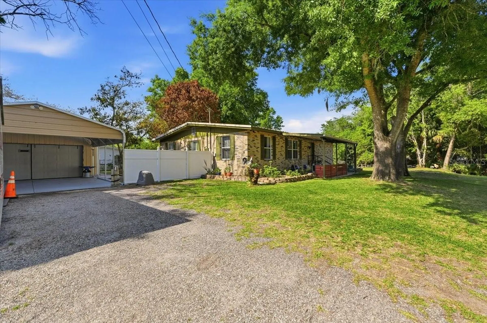 1240 Alligator Alley Haines City FL 33844