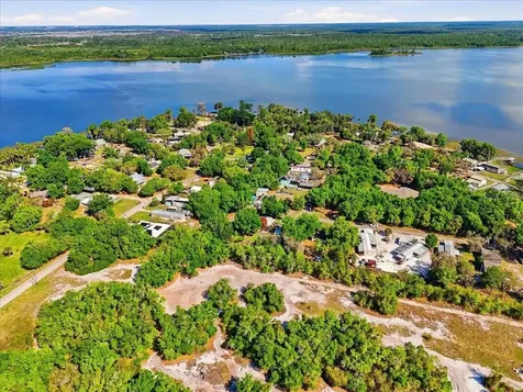 1240 Alligator Alley Haines City FL 33844
