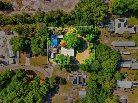 1240 Alligator Alley Haines City FL 33844