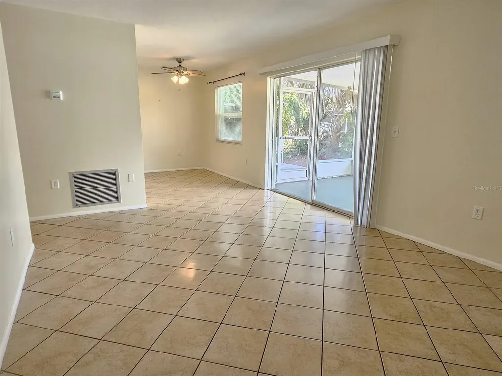105 Base Avenue E Venice FL 34285