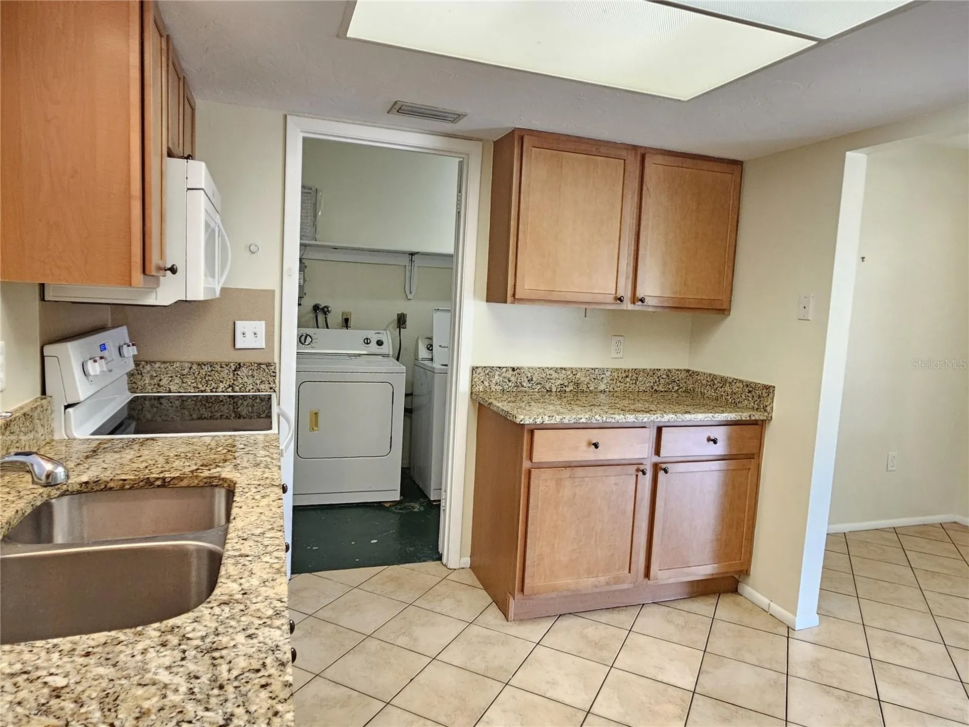 105 Base Avenue E Venice FL 34285